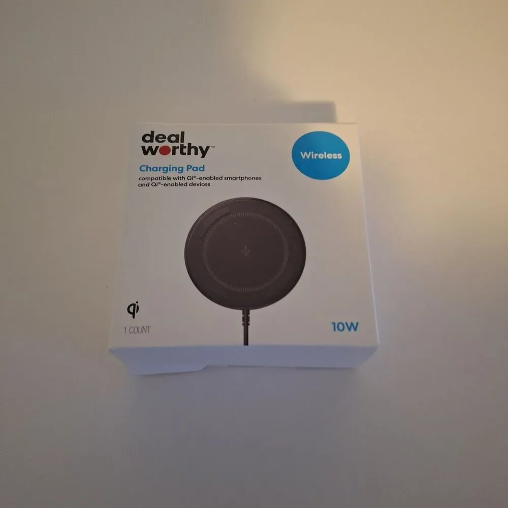 10W Qi Charging Pad - dealworthy Black